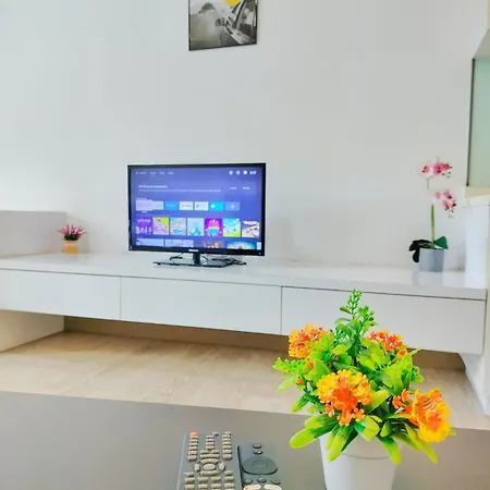 Lila House One Bukit Ceylon Apartment Kuala Lumpur Exterior photo